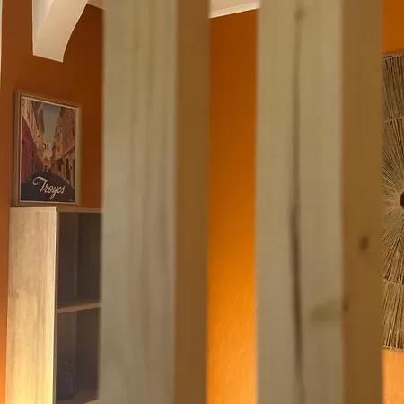 La Madeleine Centre Historique De * Troyes