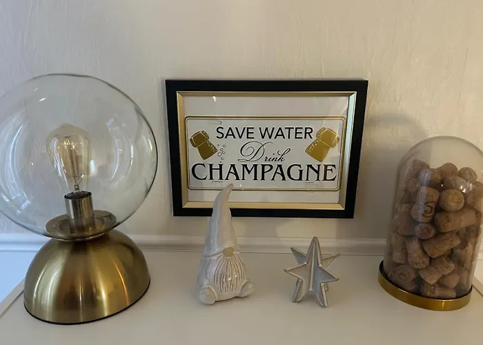 La Madeleine Centre Historique De * Troyes